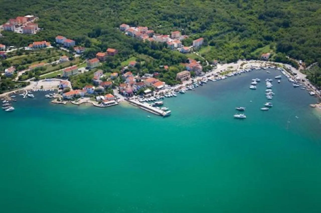 Apartments Mestrovic, Klimno, Soline Bay, Island Krk Klimno