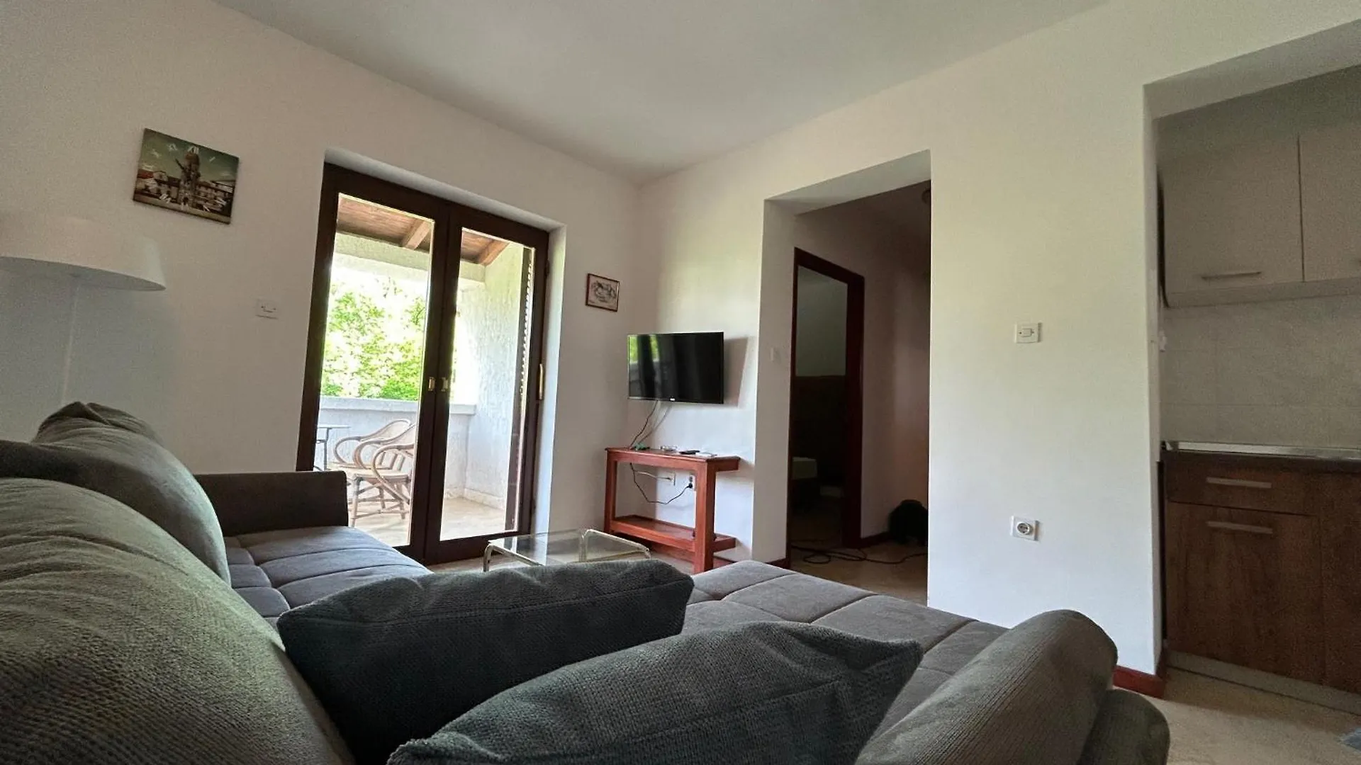 Apartments Mestrovic, Klimno, Soline Bay, Island Krk Klimno