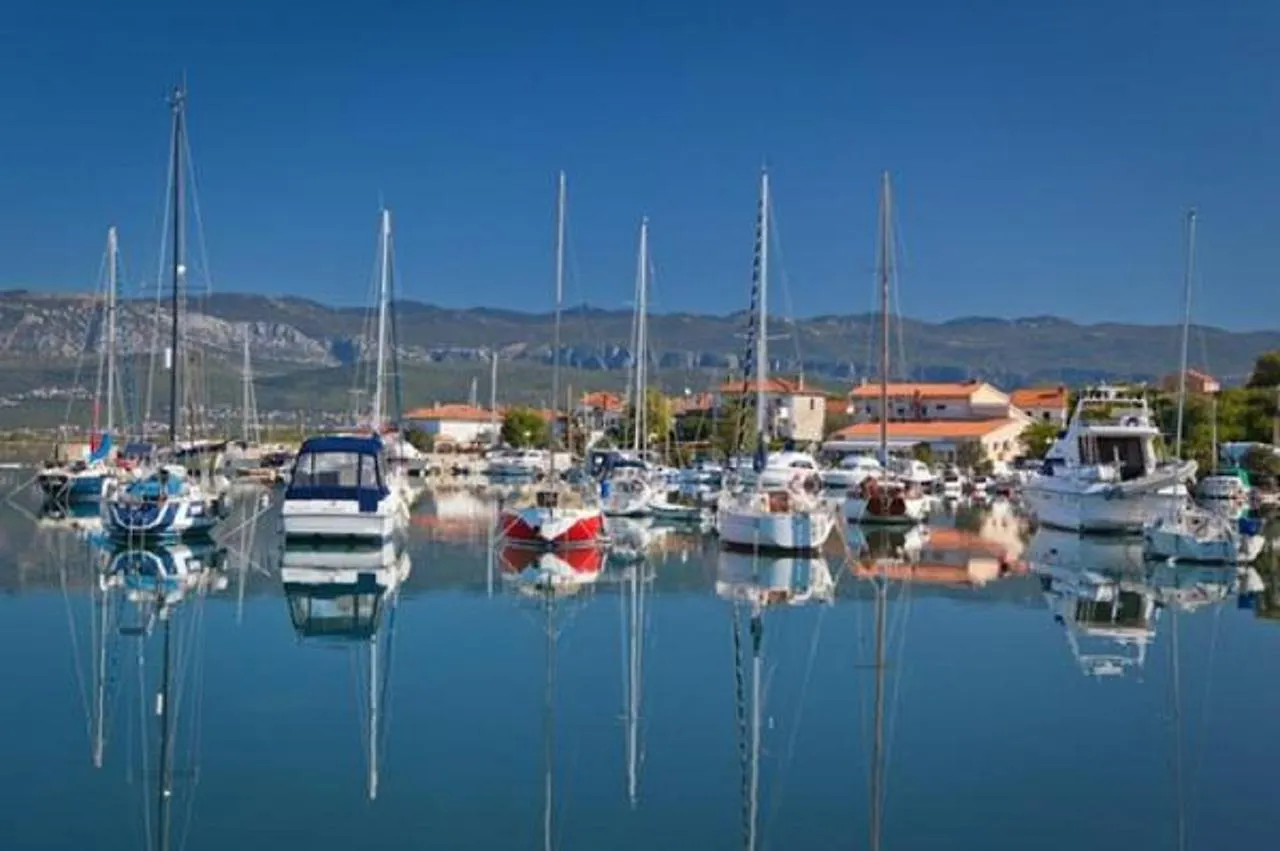 Apartments Mestrovic, Klimno, Soline Bay, Island Krk  Klimno