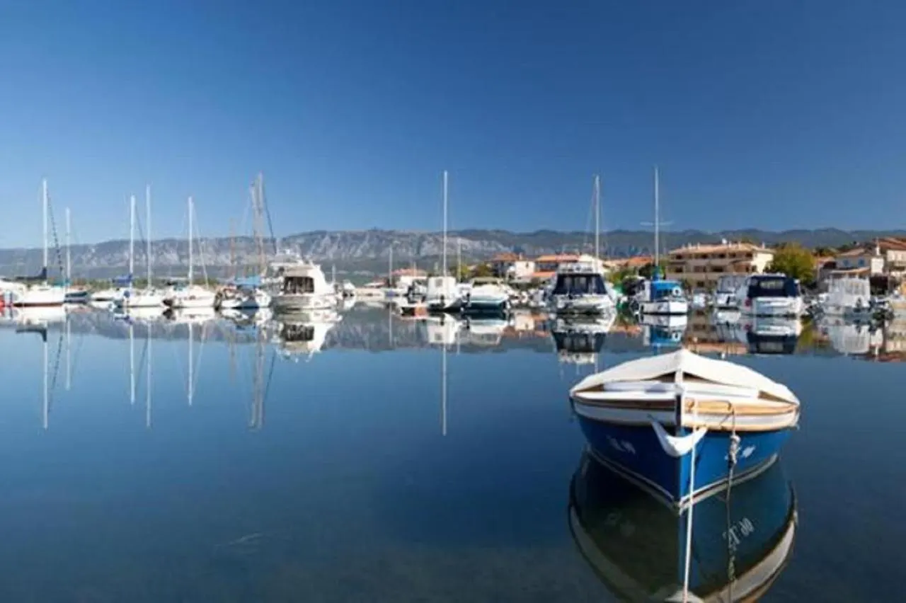 Apartments Mestrovic, Klimno, Soline Bay, Island Krk