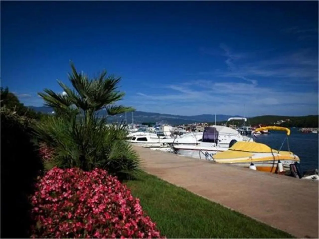 Apartments Mestrovic, Klimno, Soline Bay, Island Krk